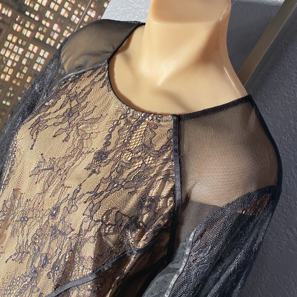 GUESS - NWT - shorts romper: black lace & mesh w sheer l/s & nude lining - XL - Picture 3 of 16